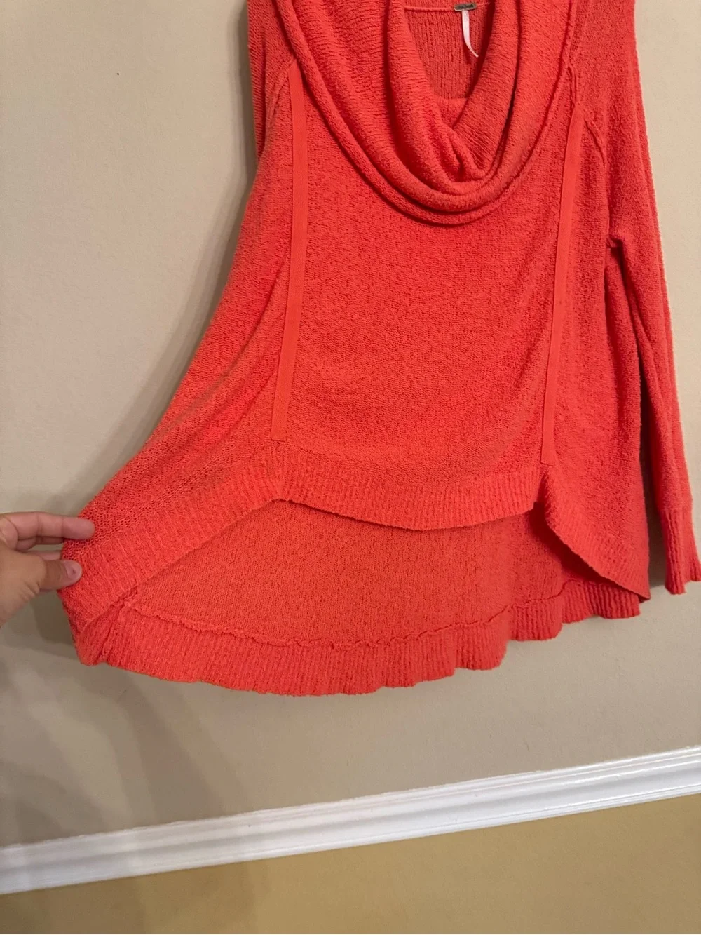 FREE PEOPLE Long Sleeve Knit Sweater Womens M Cowl Neck Orange Asymmetrical Hem